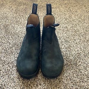 Women’s Blundstone #587 Chelsea Boots